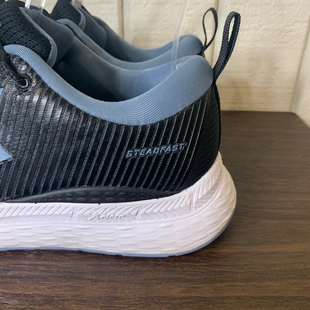 Xelero Steadfast Sneaker, size 7.5. - Picture 6 of 8